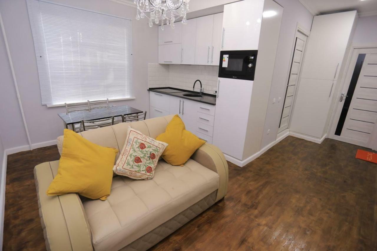 Luxury 2 Bedrooms Apartment Walking Distance From Gur-Emir Samarkand Luaran gambar