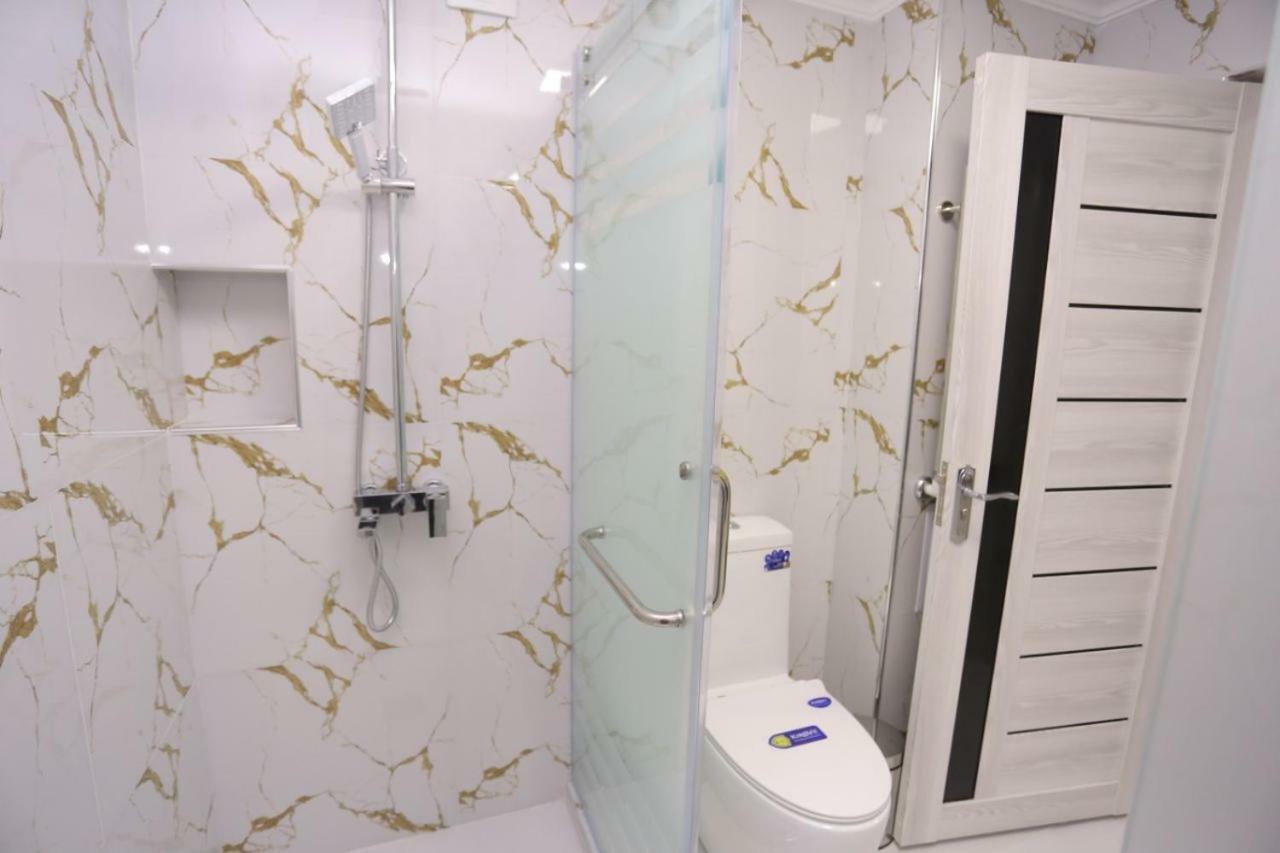 Luxury 2 Bedrooms Apartment Walking Distance From Gur-Emir Samarkand Luaran gambar
